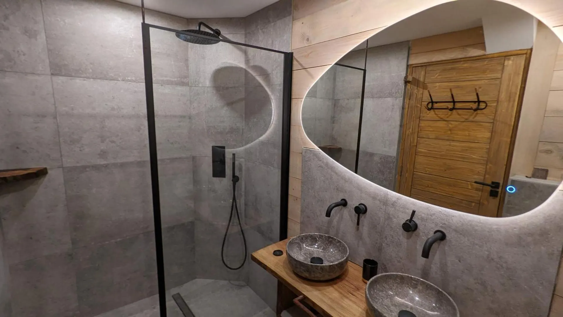 La Boutame : Chalet Au Pied Des Pistes A Villard Reculas
